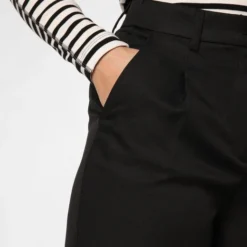 Noisy May Damen Hose - NMDrewie -Günstiges Marikoo Geschäft Damen Hose NMDrewie pdstandard 620713 0001 modeldetail 1