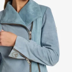 CARLO COLUCCI Damen Jacke - Dal Bella 13 CARLO COLUCCI Damen Jacke - Dal Bella -Günstiges Marikoo Geschäft Damen Jacke Dal Bella pdstandard 607422 0002 modeldetail 1