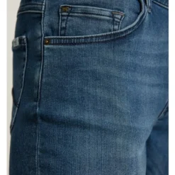 Mustang Damen Jeans 14 Mustang Damen Jeans -Günstiges Marikoo Geschäft Damen Jeans pdstandard bust 589219 0002 bustdetail 1