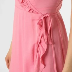 EDITED Damen Kleid - Benice -Günstiges Marikoo Geschäft Damen Kleid Benice pdstandard 648620 0001 modeldetail 1