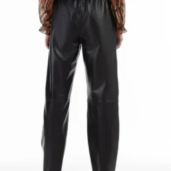 Faina Damen Lederhose -Günstiges Marikoo Geschäft Damen Lederhose pdstandard 658024 0002 modelback 1