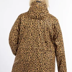 Schmuddelwedda Damen Plus Size Regenmantel Mit Leoprint -Günstiges Marikoo Geschäft Damen Plus Size Regenmantel mit Leoprint pdstandard 644910 0001 modelback 1