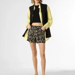 Noisy May Damen Shorts - NMClarasmiley -Günstiges Marikoo Geschäft Damen Shorts NMClarasmiley pdstandard 620726 0002 outfit 1