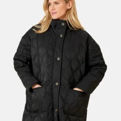 Masai Damen Steppmantel MaTehila -Günstiges Marikoo Geschäft Damen Steppmantel MaTehila pdstandard 651622 0001 marketplace main 1