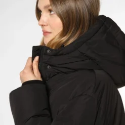 MbyM Damen Steppmantel - Merian -Günstiges Marikoo Geschäft Damen Steppmantel Merian pdstandard 582847 0001 modeldetail 1